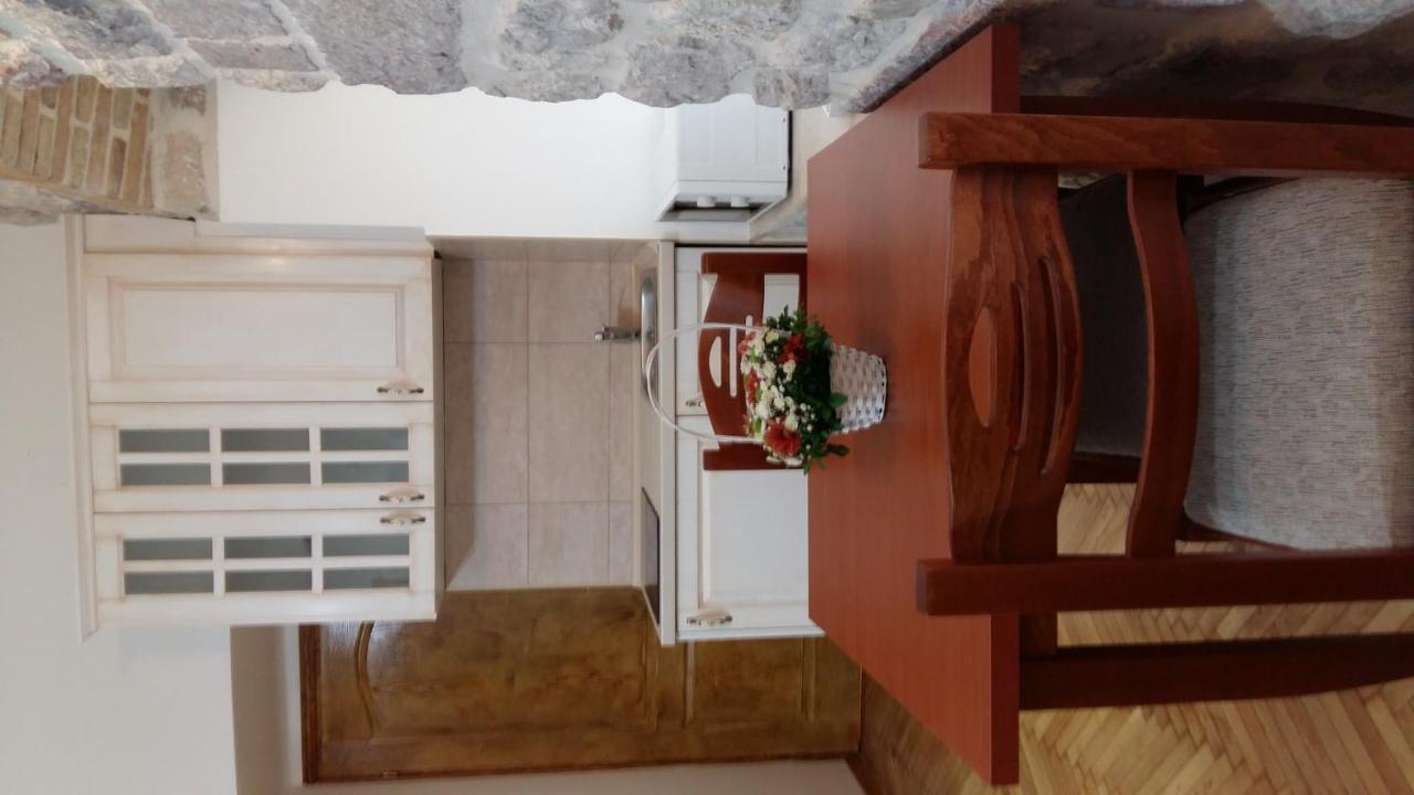 Apartments Popovic Cattaro Esterno foto